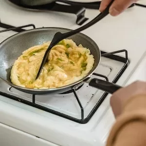 How Do You Make Scrambled Eggs For Labrador dogs 